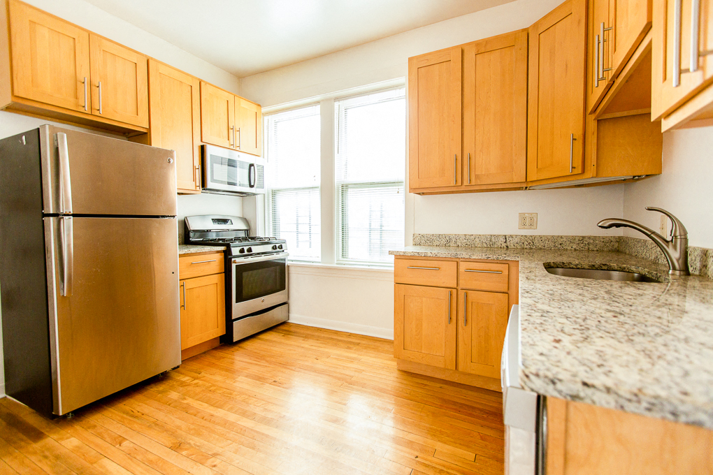 1104 N. Oakley Blvd. 1104 N. Oakley Blvd., Chicago, IL 60622 West Town - Leasing by Cross Street